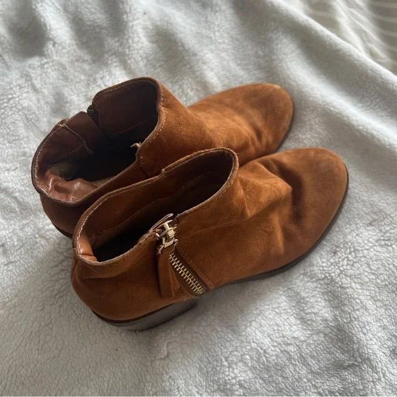 FOREVER21 - Boots - Picture 3 of 4